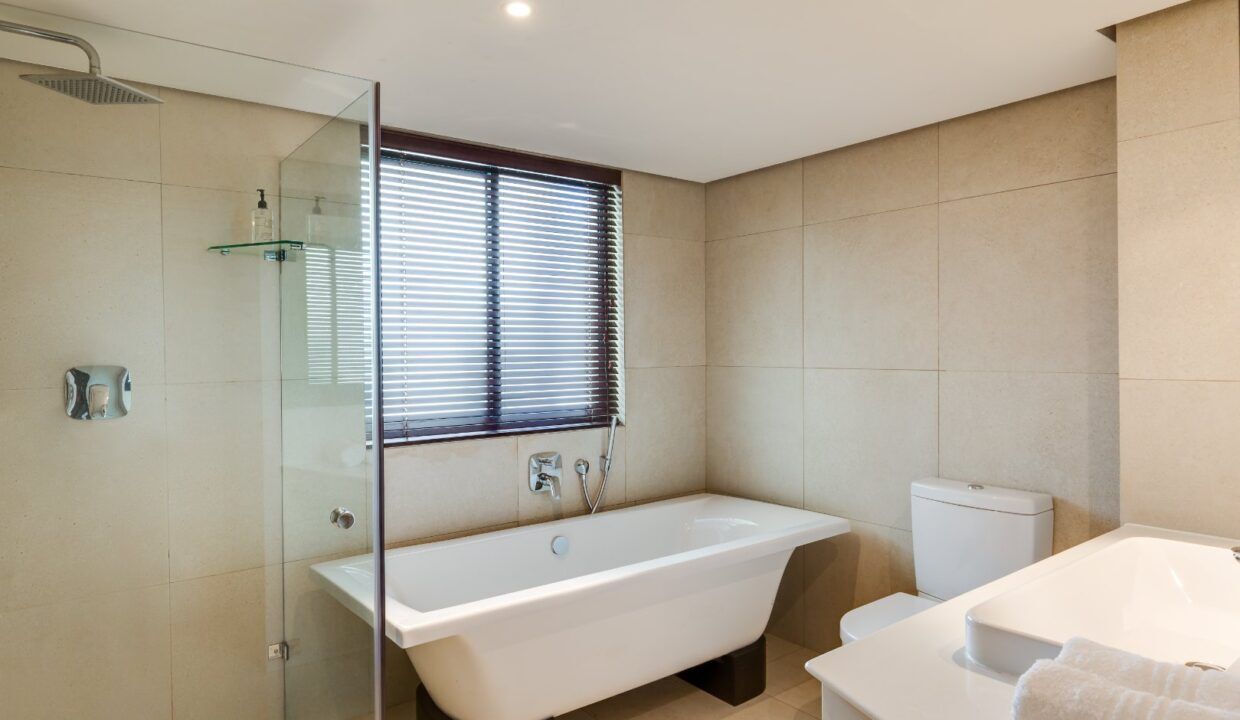 3 Bedroom Self-Catering Apartment in Camps Bay, photo 9