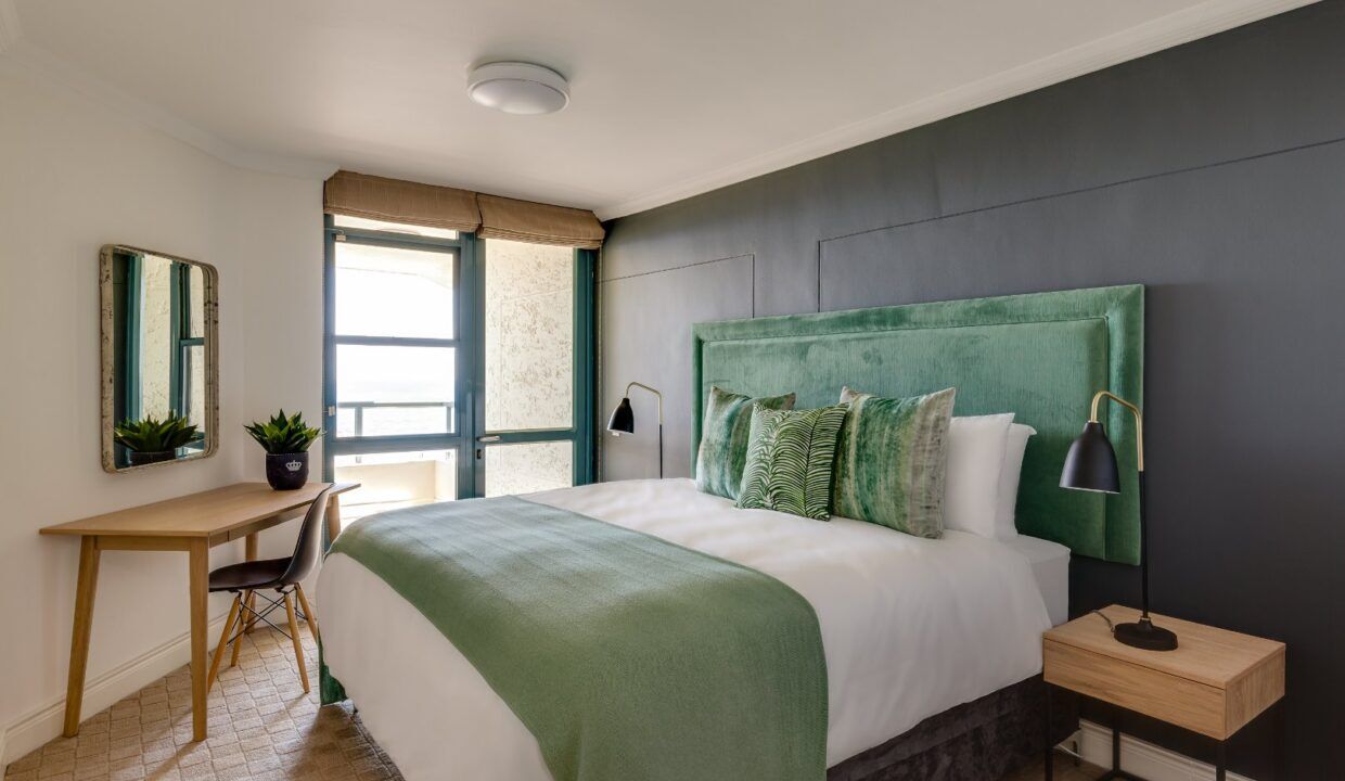 3 Bedroom Self-Catering Apartment in Camps Bay, photo 10