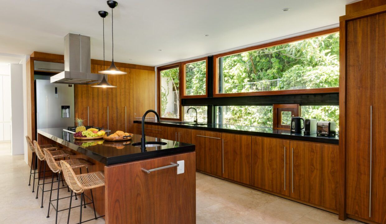 5 Bedroom Self-Catering Villa in Camps Bay, photo 4