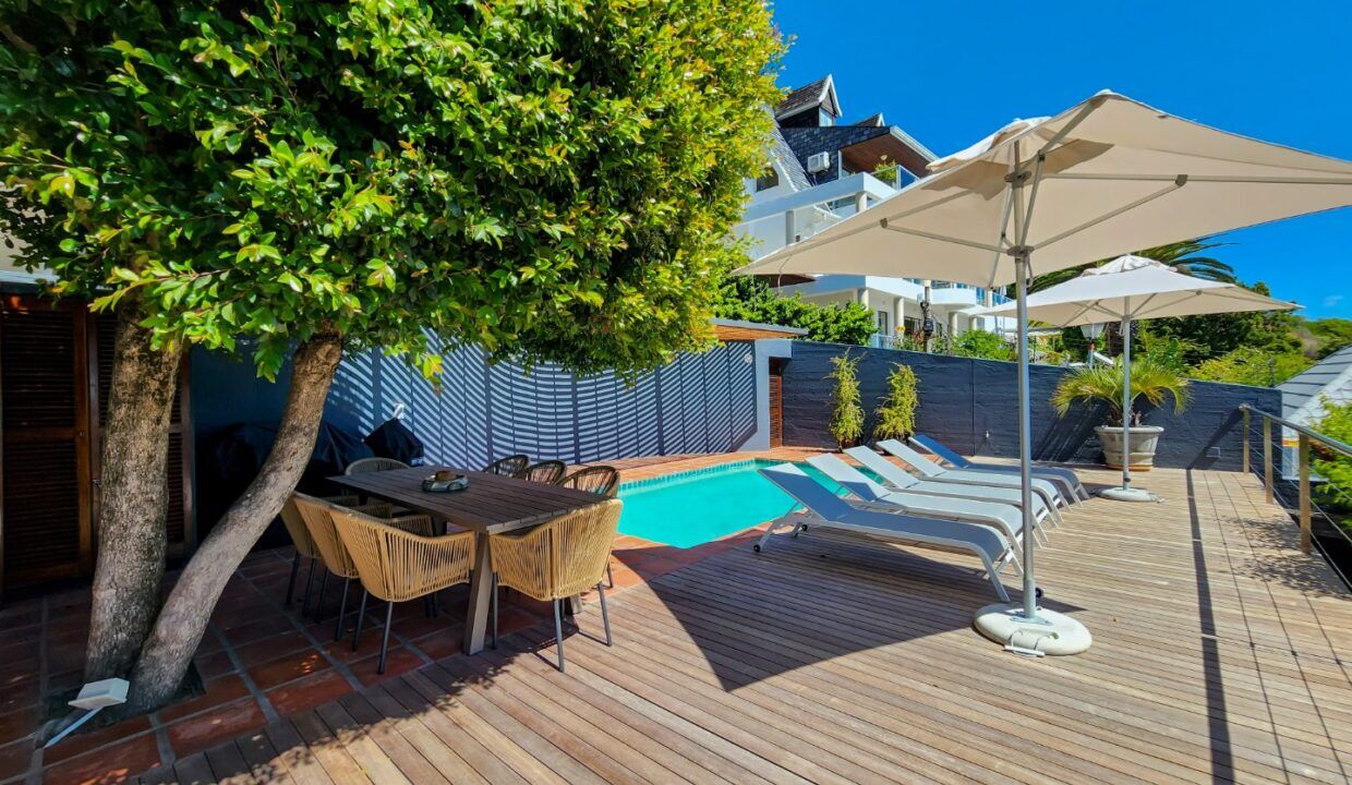 4 Bedroom Self-Catering House in Clifton, photo 2