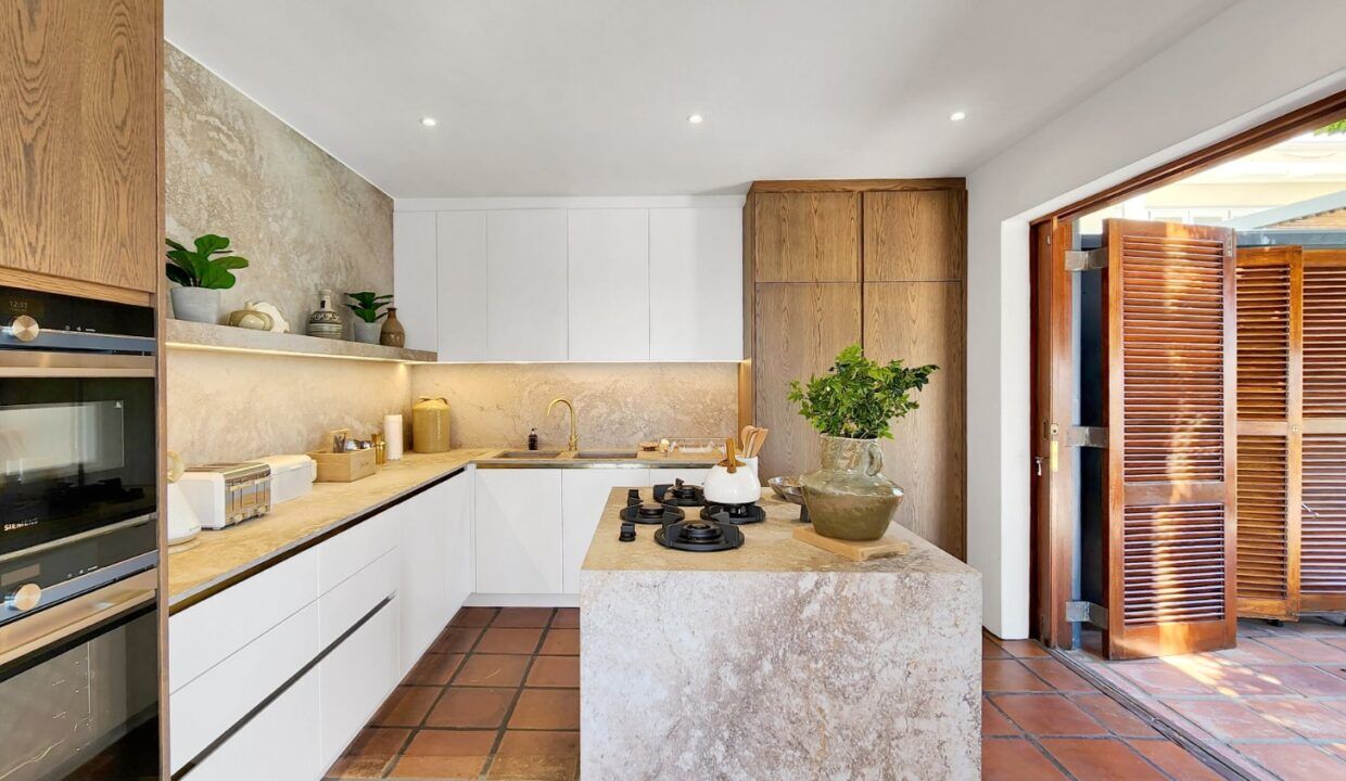 4 Bedroom Self-Catering House in Clifton, photo 7