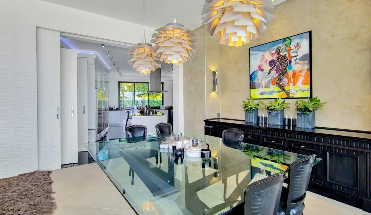 7 Bedroom Self-Catering Villa in Bantry Bay, photo 4