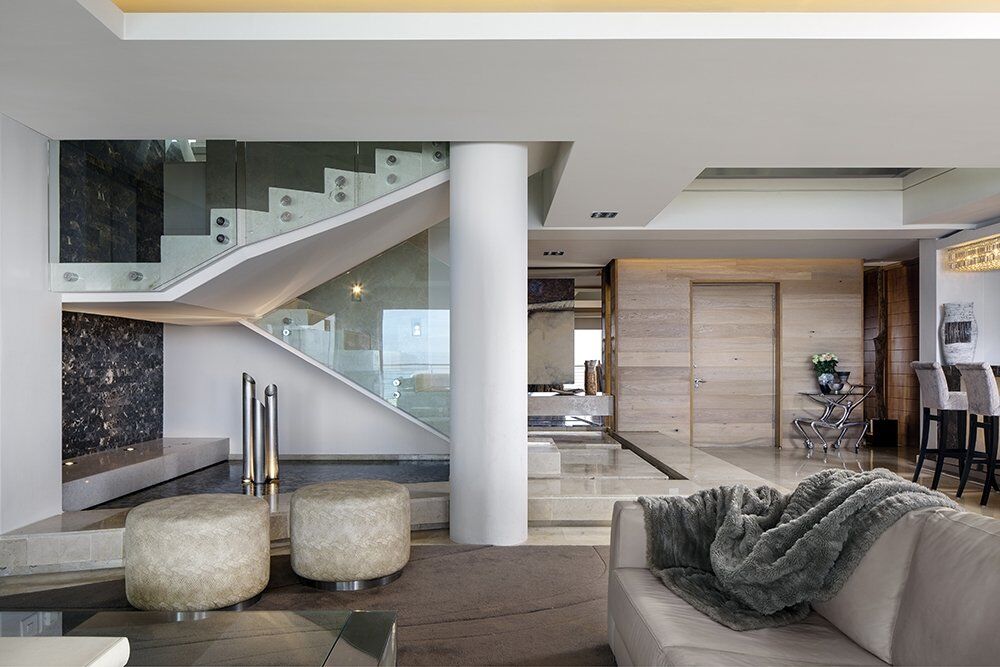 5 Bedroom Self-Catering Apartment in Mouille Point, photo 4