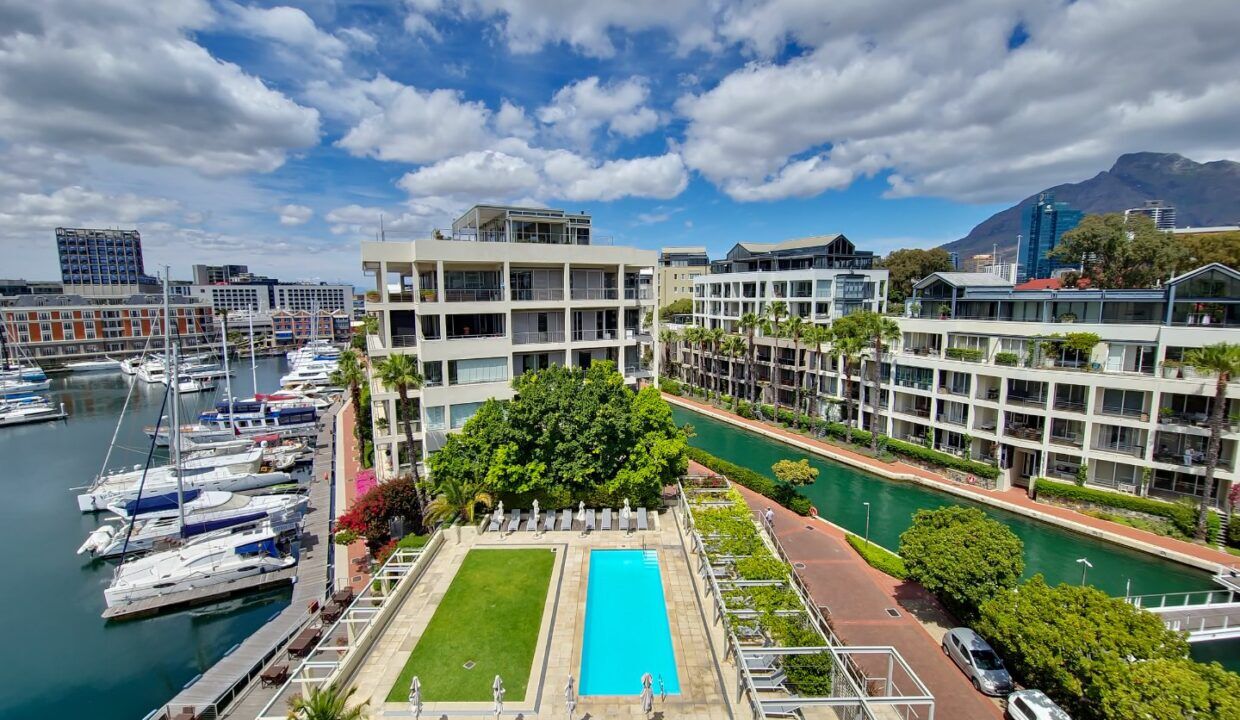 3 Bedroom Self-Catering Apartment in Waterfront