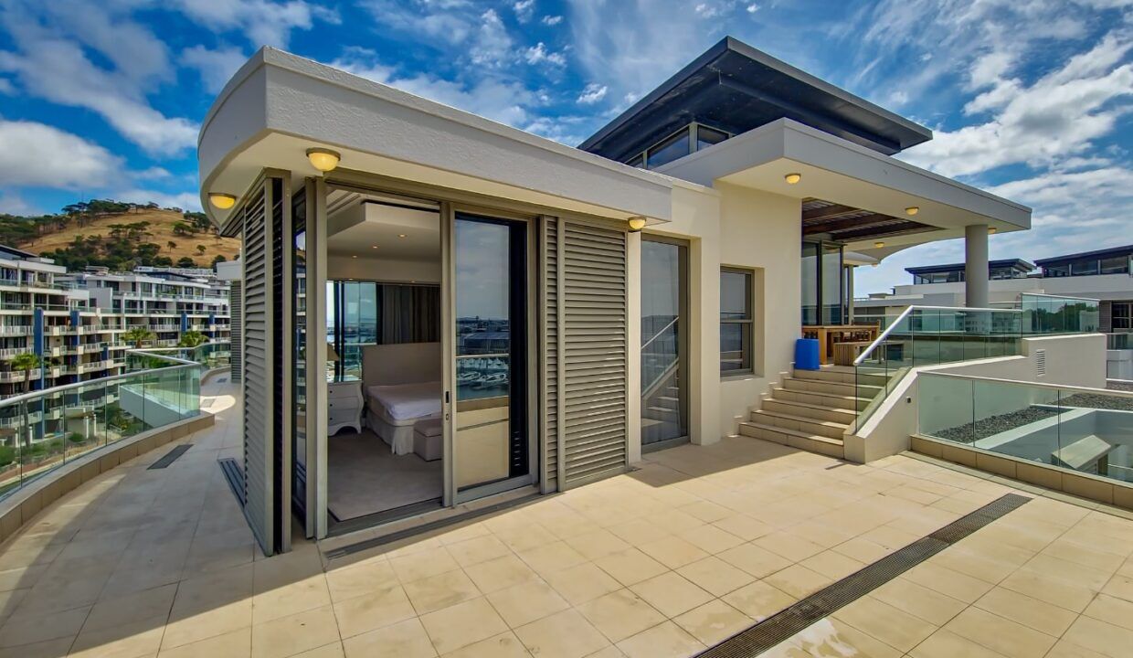 3 Bedroom Self-Catering Apartment in Waterfront, photo 9