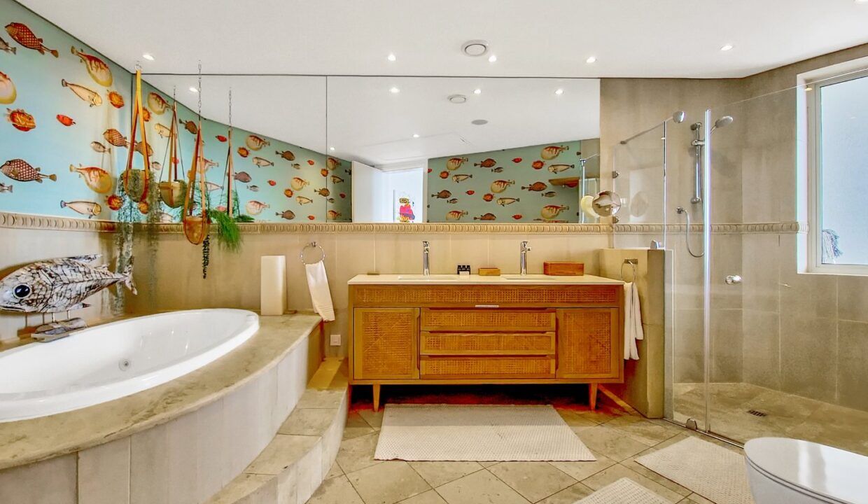 3 Bedroom Self-Catering Apartment in Waterfront, photo 11