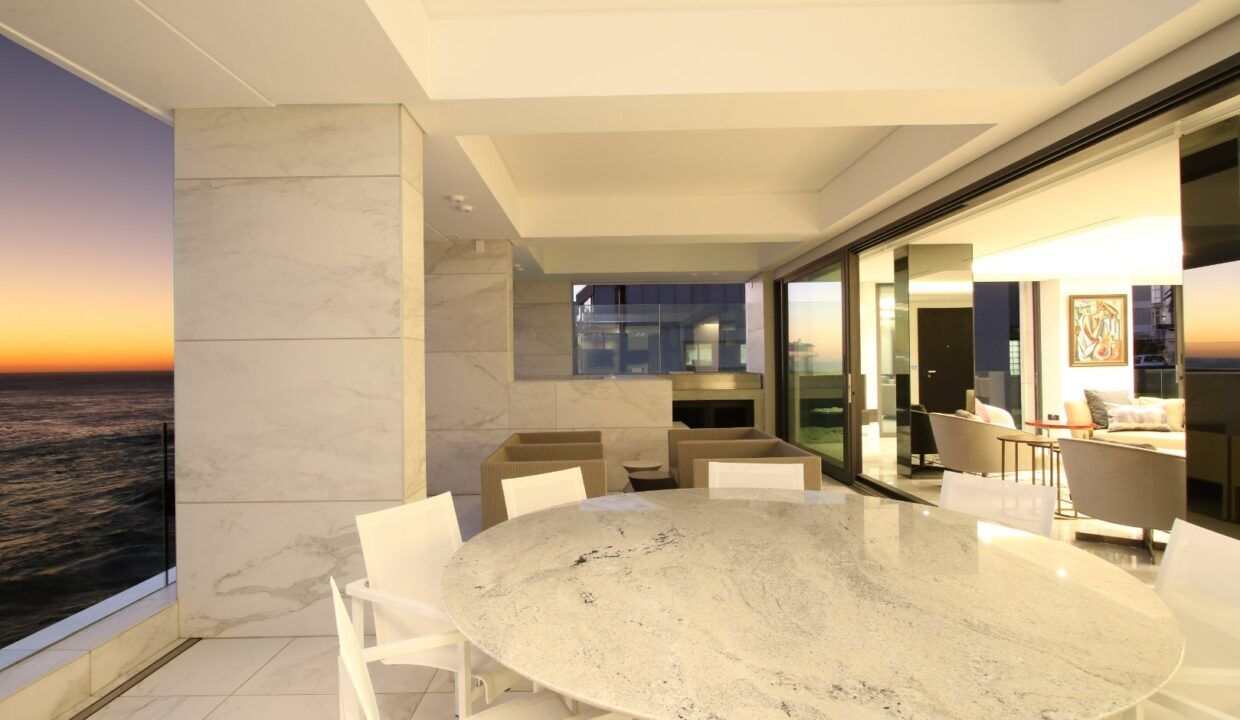 3 Bedroom Self-Catering Villa in Bantry Bay