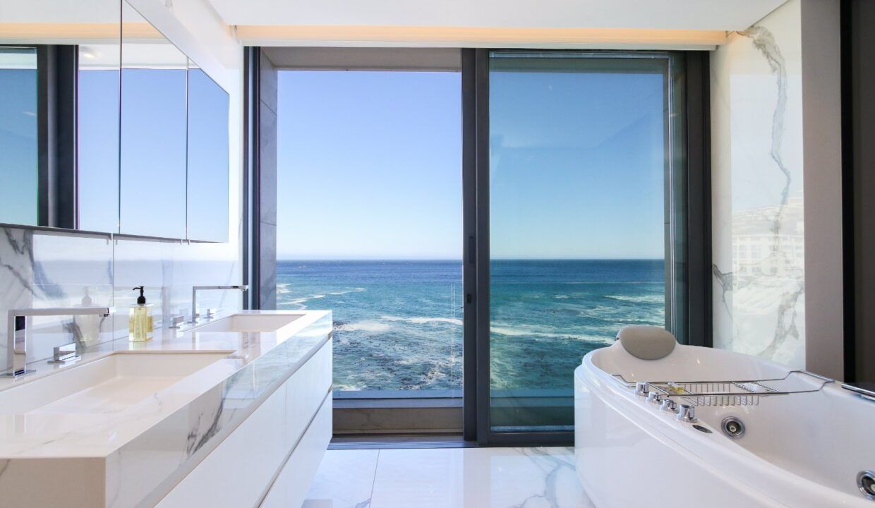3 Bedroom Self-Catering Villa in Bantry Bay, photo 10