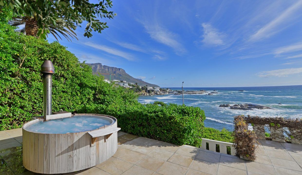 5 Bedroom Self-Catering Villa in Camps Bay, photo 3