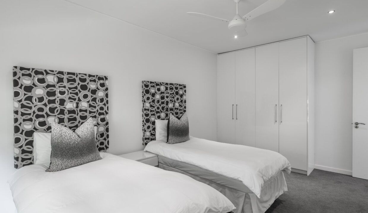 5 Bedroom Self-Catering Villa in Camps Bay, photo 10