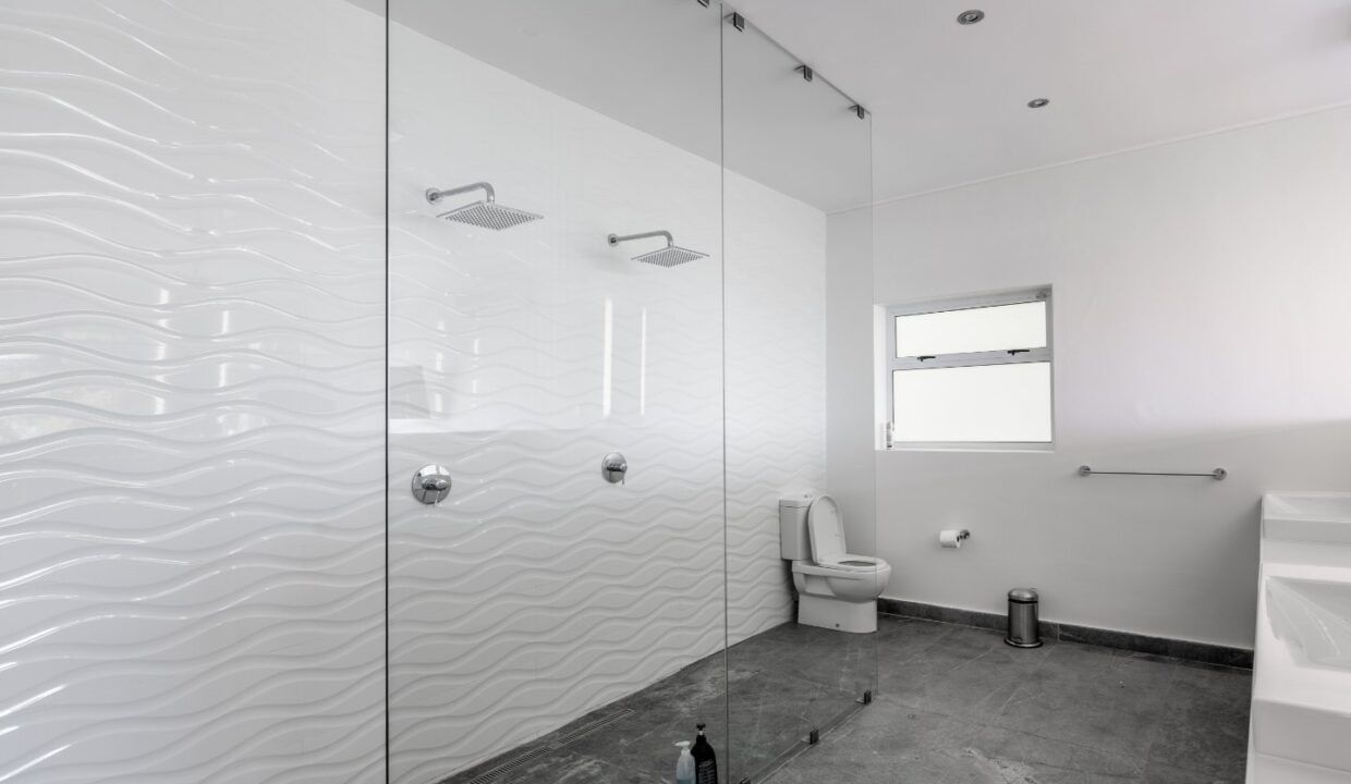 5 Bedroom Self-Catering Villa in Camps Bay, photo 11