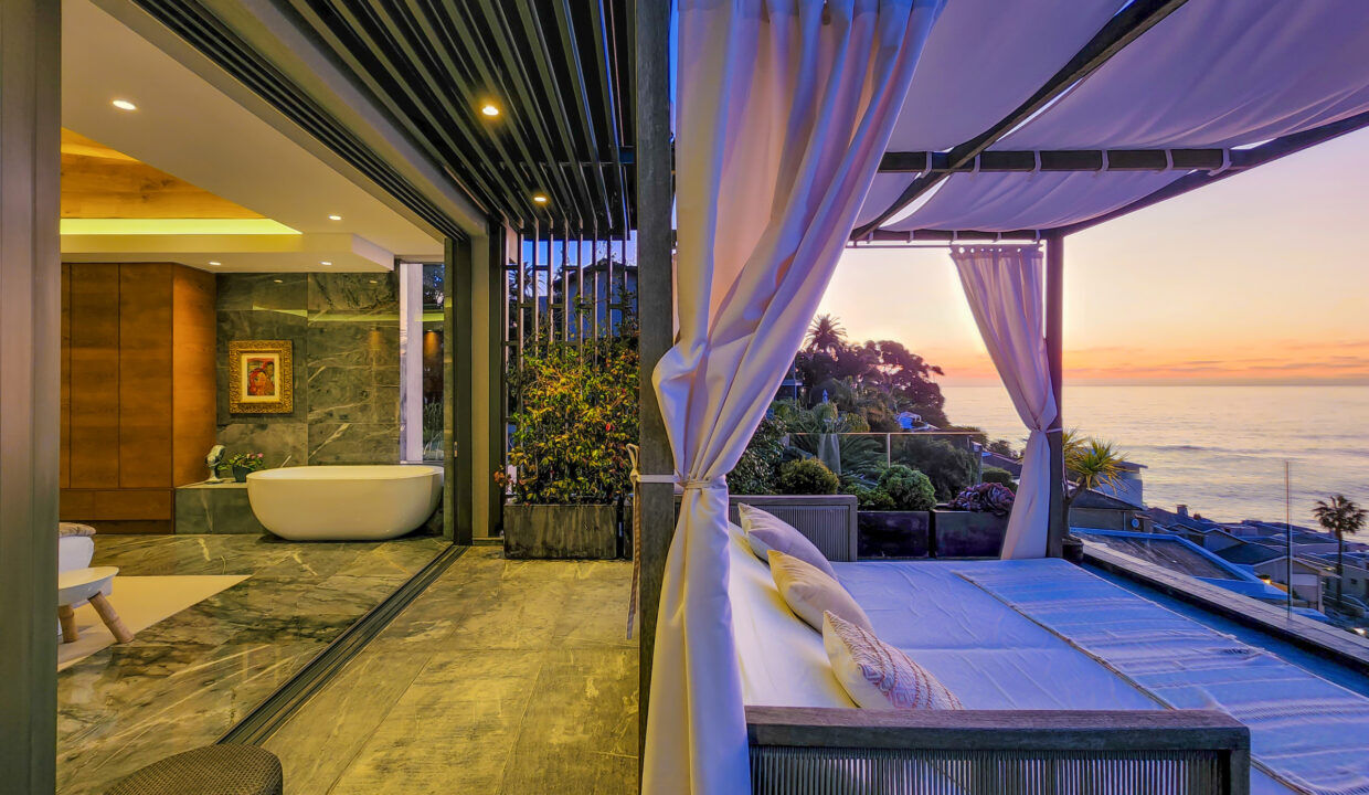 5 Bedroom Self-Catering Villa in Bantry Bay, photo 10