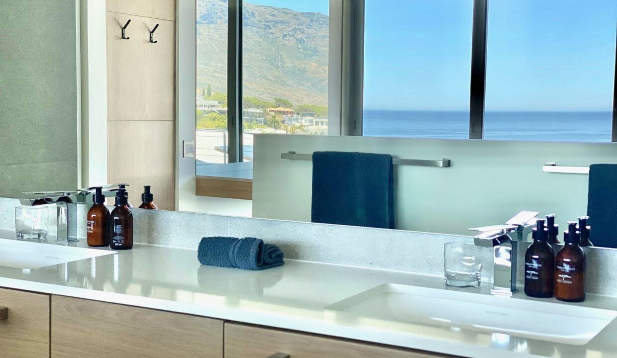 6 Bedroom Self-Catering Villa in Camps Bay, photo 5