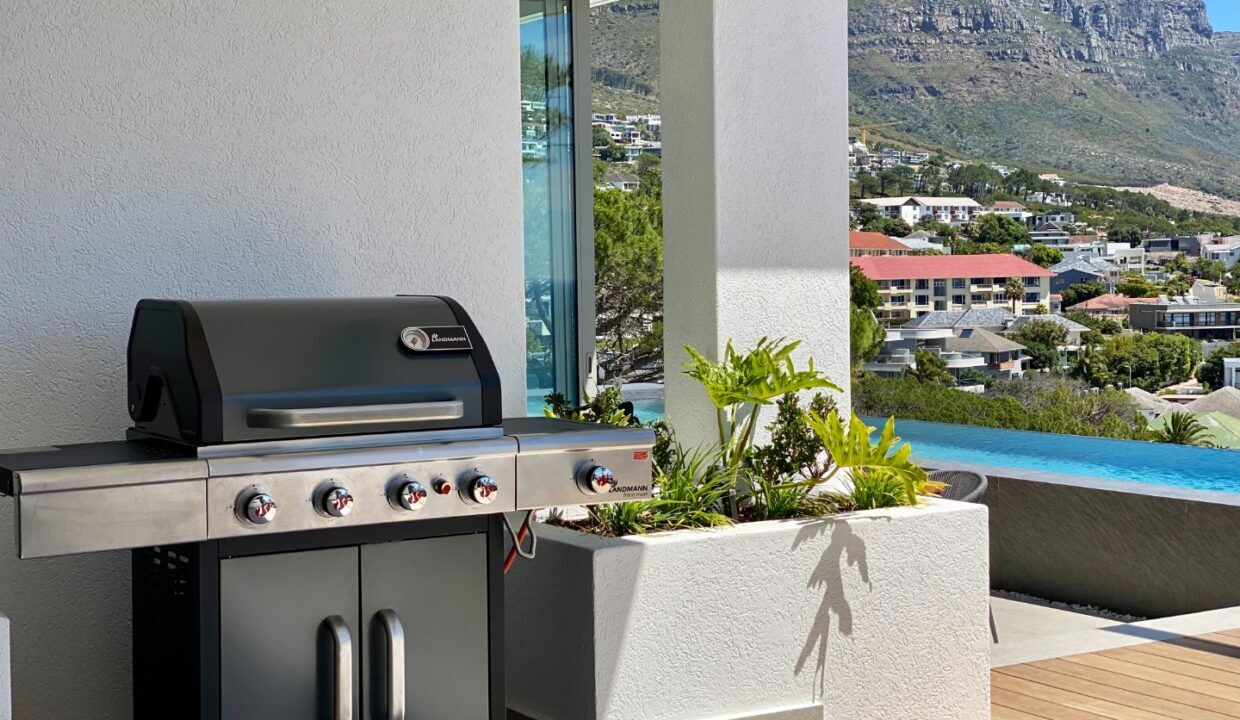 6 Bedroom Self-Catering Villa in Camps Bay, photo 6