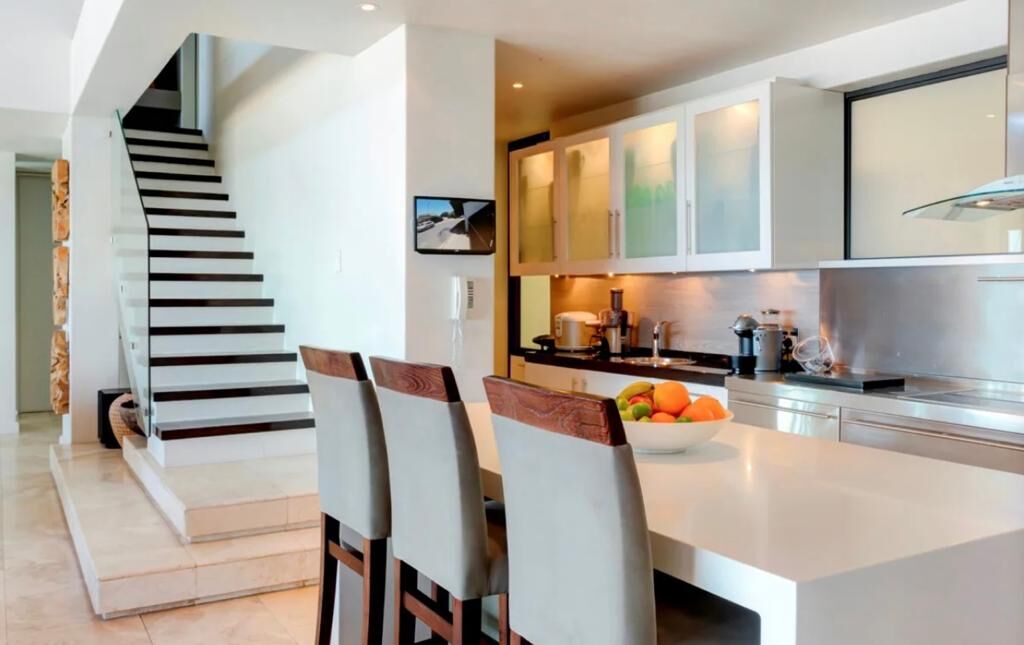 4 Bedroom Self-Catering Villa in Camps Bay, photo 7