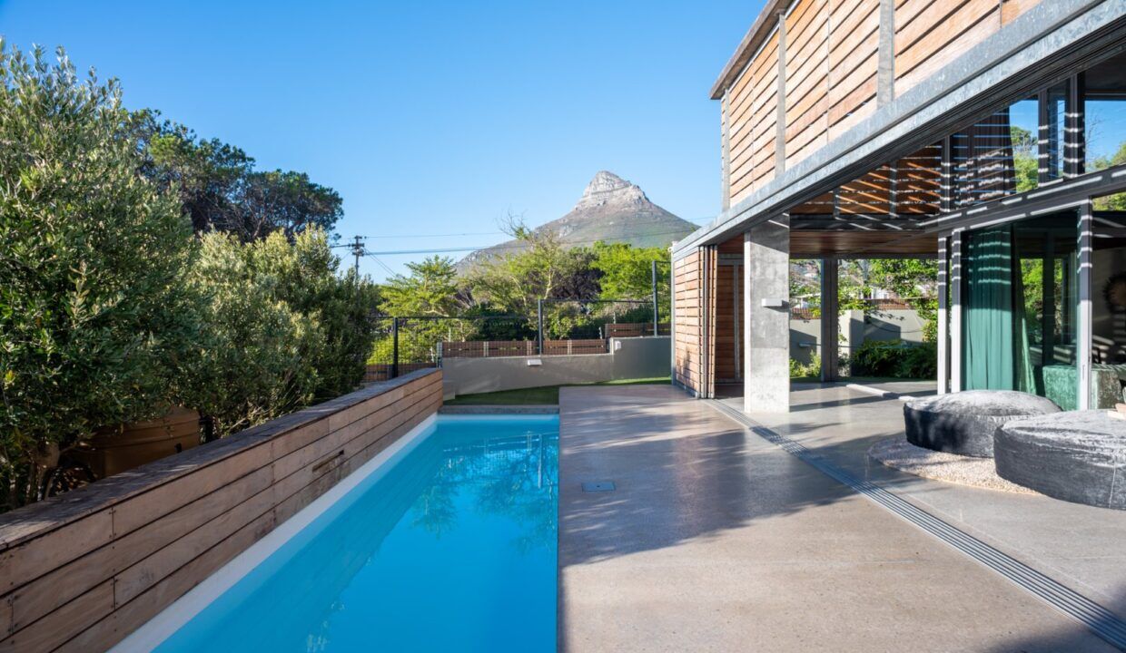 4 Bedroom Self-Catering Villa in Camps Bay, photo 2