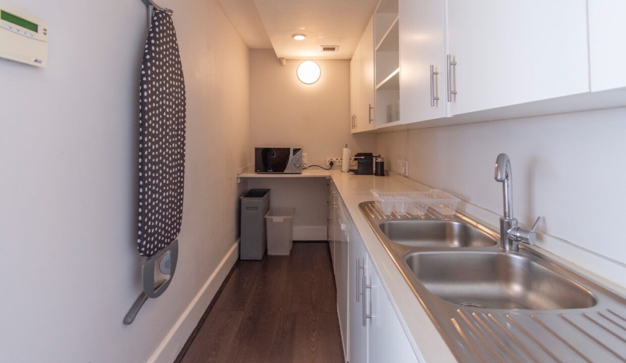 4 Bedroom Self-Catering Apartment in Camps Bay, photo 12
