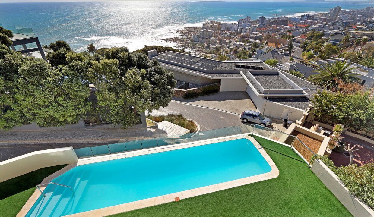 6 Bedroom Self-Catering Villa in Bantry Bay