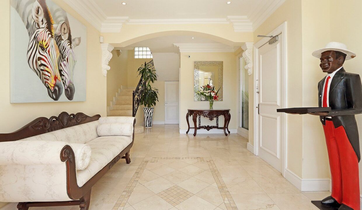 6 Bedroom Self-Catering Villa in Bantry Bay, photo 4