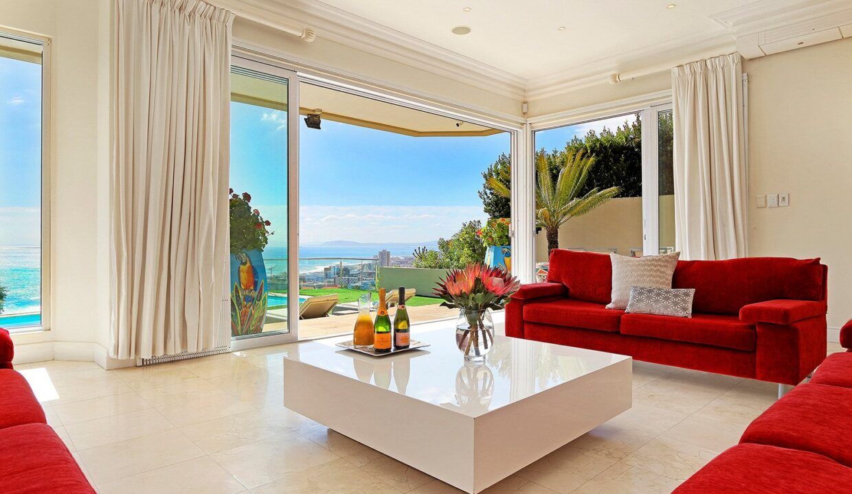 6 Bedroom Self-Catering Villa in Bantry Bay, photo 7