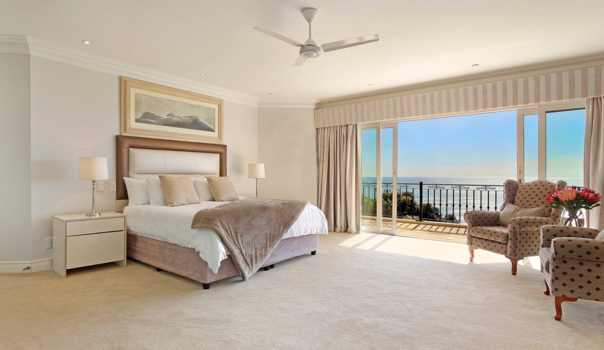 6 Bedroom Self-Catering Villa in Bantry Bay, photo 9