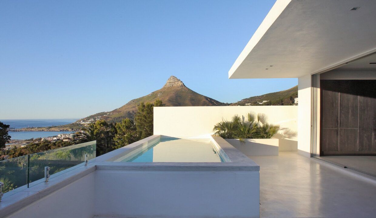 8 Bedroom Self-Catering Villa in Camps Bay, photo 5