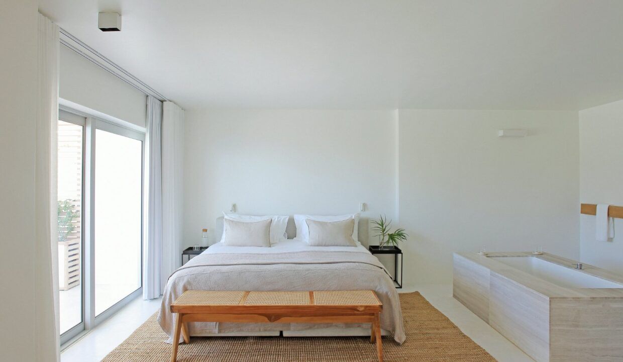 8 Bedroom Self-Catering Villa in Camps Bay, photo 6