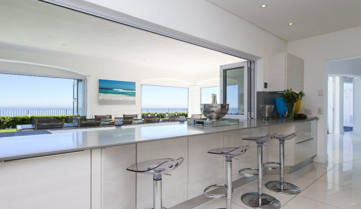 6 Bedroom Self-Catering Villa in Camps Bay, photo 4