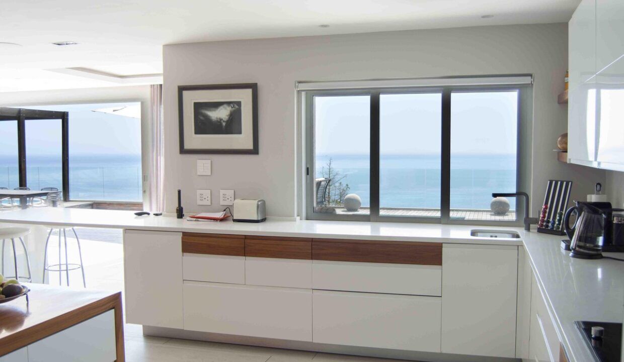 3 Bedroom Self-Catering Apartment in Bantry Bay, photo 5