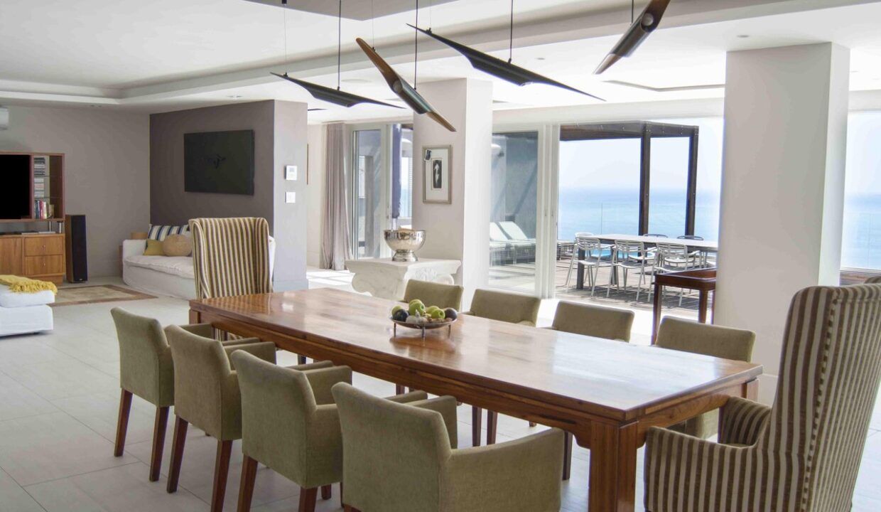 3 Bedroom Self-Catering Apartment in Bantry Bay, photo 9