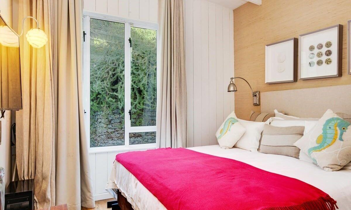 3 Bedroom Self-Catering House in Clifton, photo 5