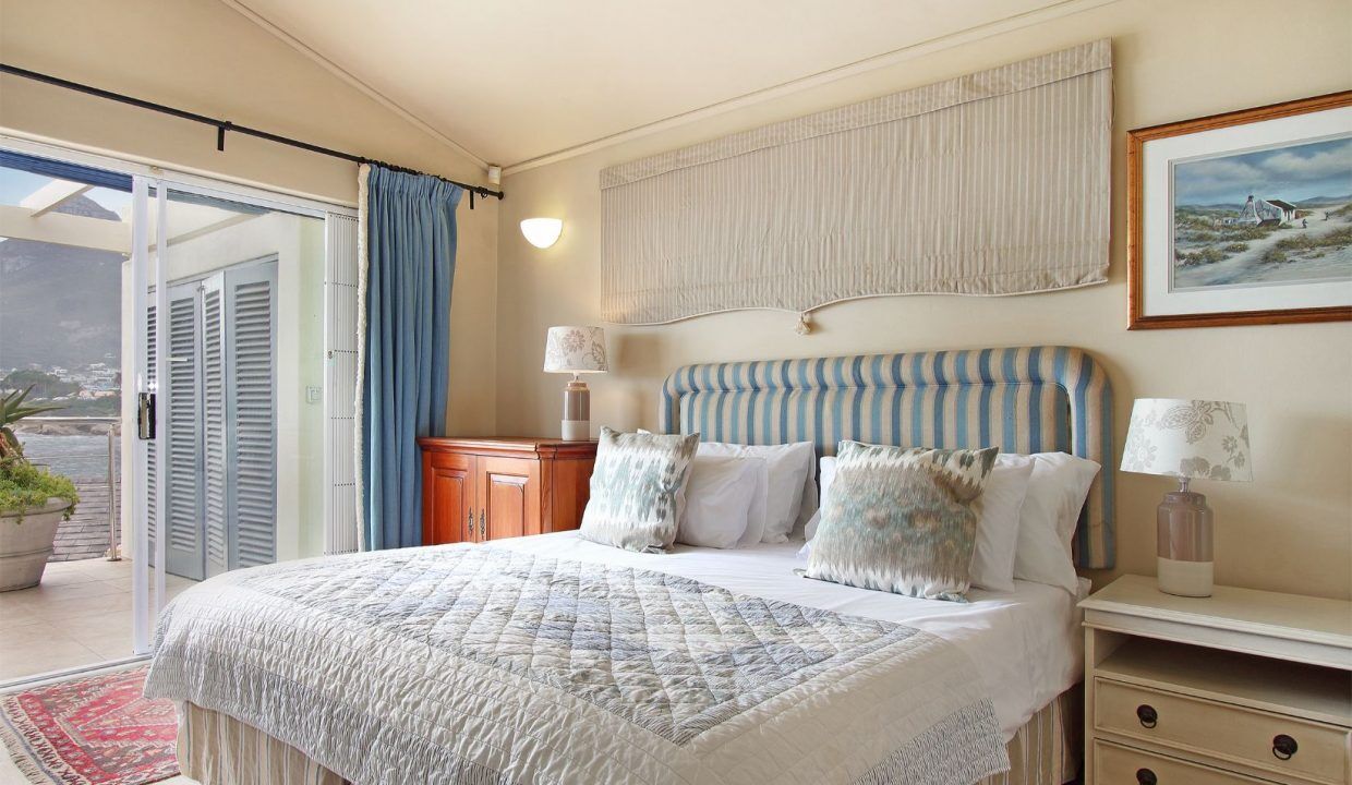 4 Bedroom Self-Catering Villa in Bakoven, photo 11