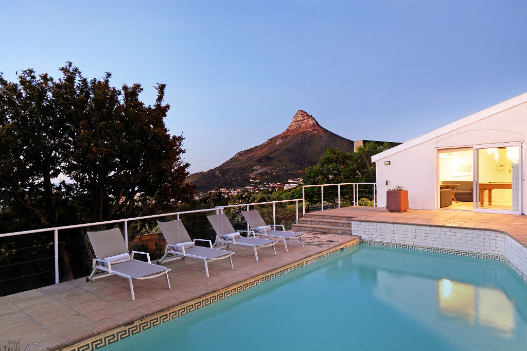 5 Bedroom Self-Catering Villa in Bakoven, photo 5