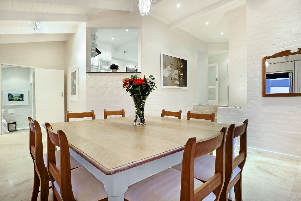 5 Bedroom Self-Catering Villa in Bakoven, photo 7