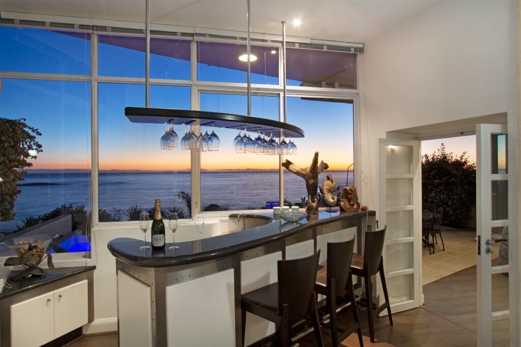 6 Bedroom Self-Catering Villa in Camps Bay, photo 6