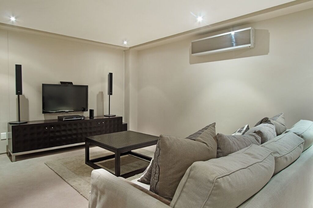 4 Bedroom Self-Catering Villa in Bakoven, photo 10