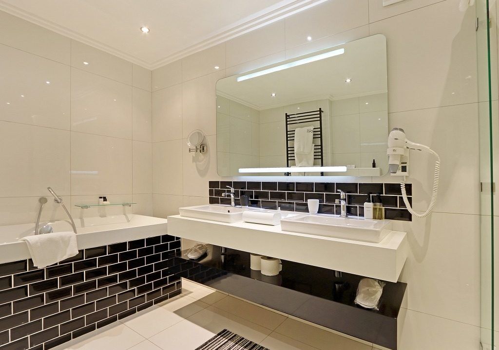 6 Bedroom Self-Catering Villa in Camps Bay, photo 12