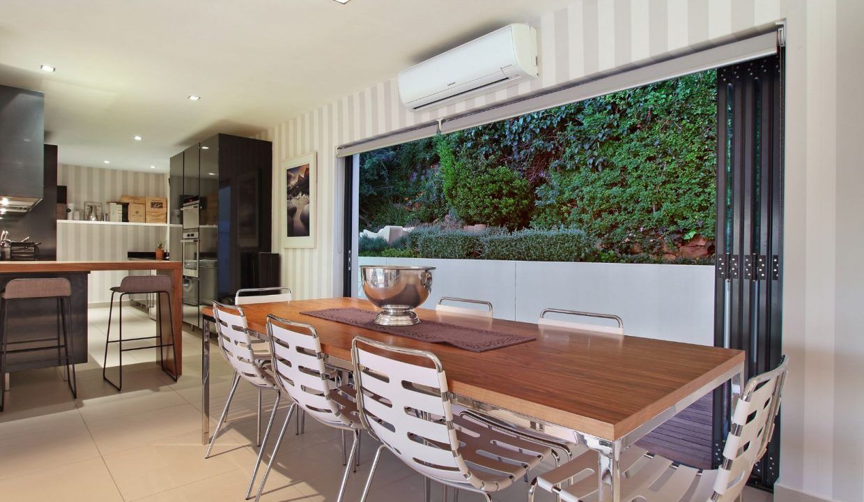 3 Bedroom Self-Catering Villa in Camps Bay, photo 5
