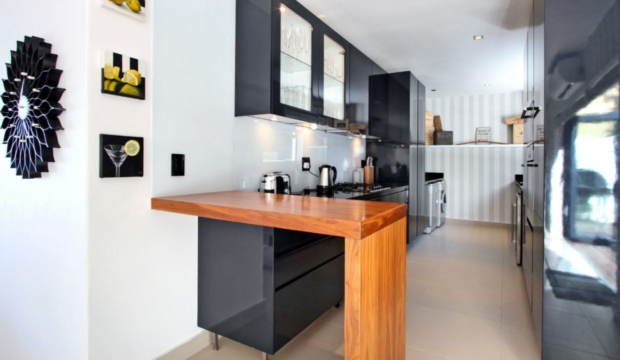 3 Bedroom Self-Catering Villa in Camps Bay, photo 9