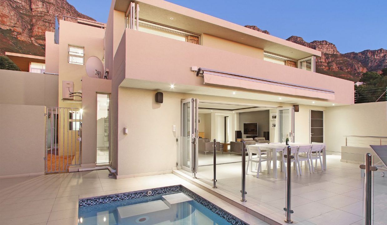 3 Bedroom Self-Catering Villa in Bakoven, photo 3