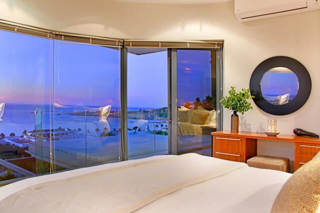 5 Bedroom Self-Catering Villa in Camps Bay, photo 10