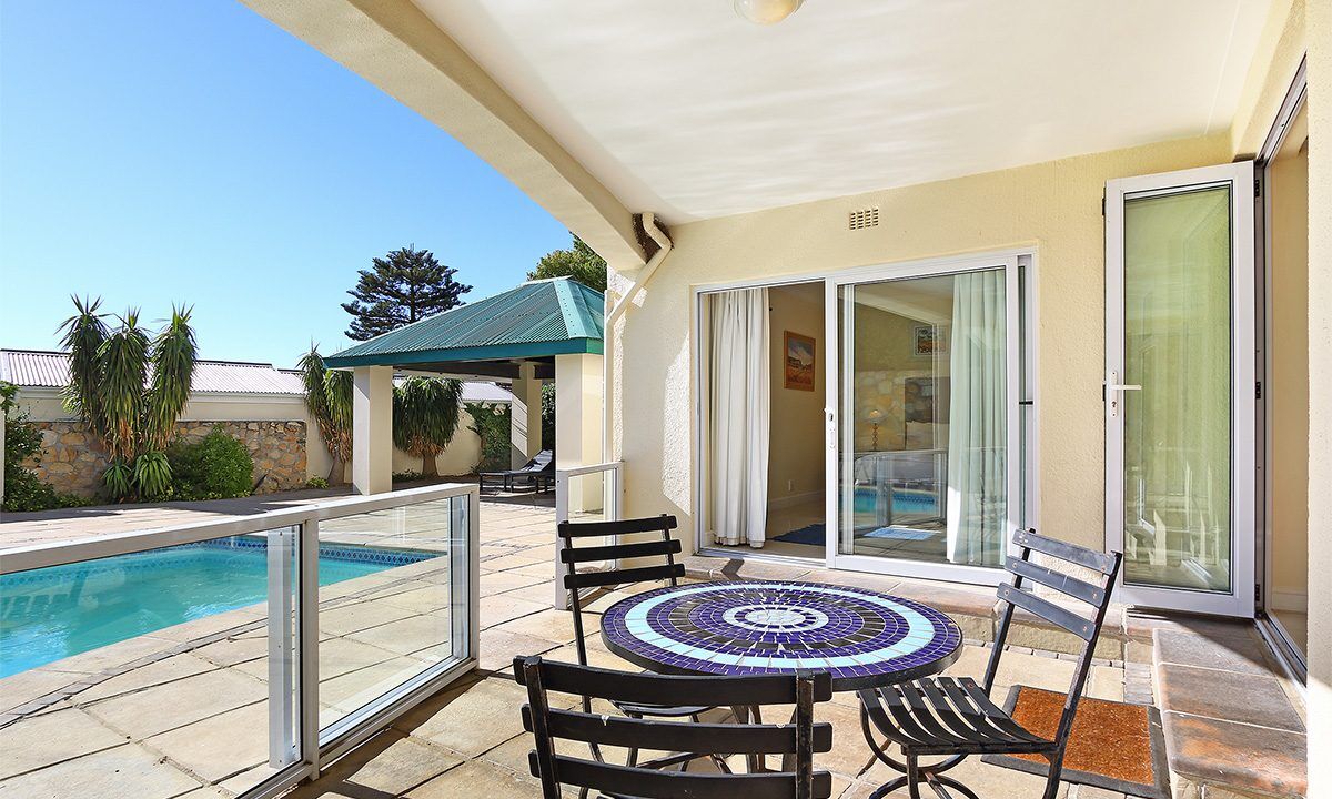 6 Bedroom Self-Catering Villa in Camps Bay, photo 3
