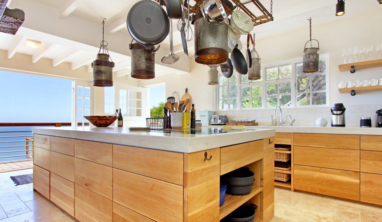 6 Bedroom Self-Catering Villa in Bakoven, photo 8