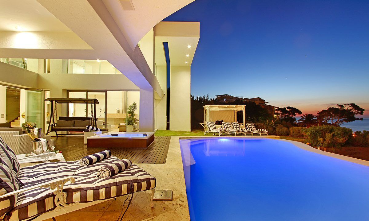 6 Bedroom Self-Catering Villa in Camps Bay, photo 2
