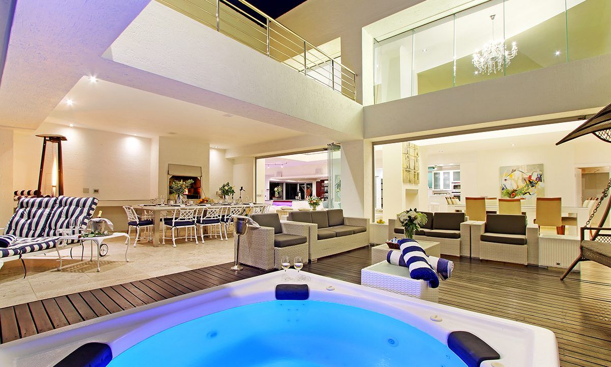 6 Bedroom Self-Catering Villa in Camps Bay, photo 4