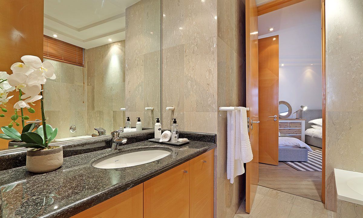 4 Bedroom Self-Catering Villa in Camps Bay, photo 6