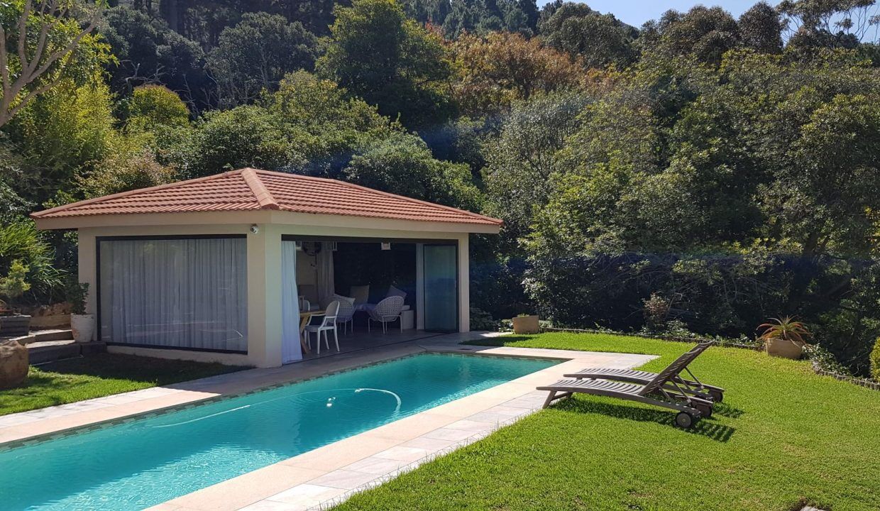 8 Bedroom Self-Catering Villa in Constantia, photo 10