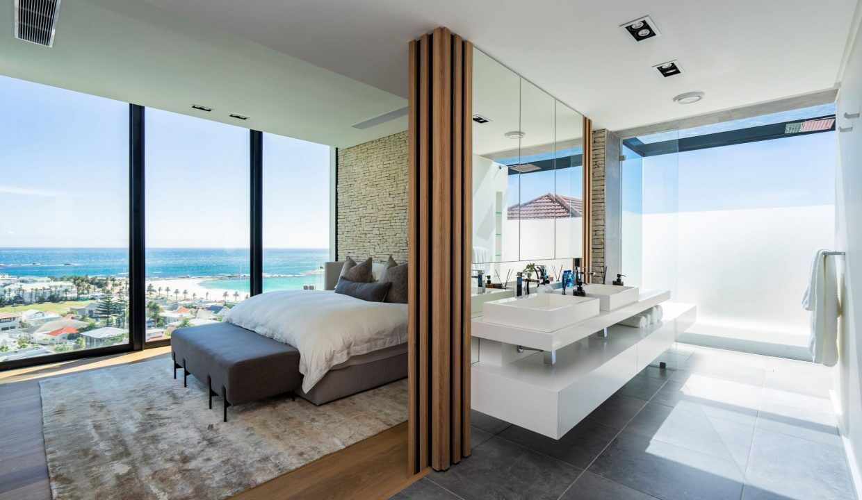 5 Bedroom Self-Catering Villa in Camps Bay, photo 9