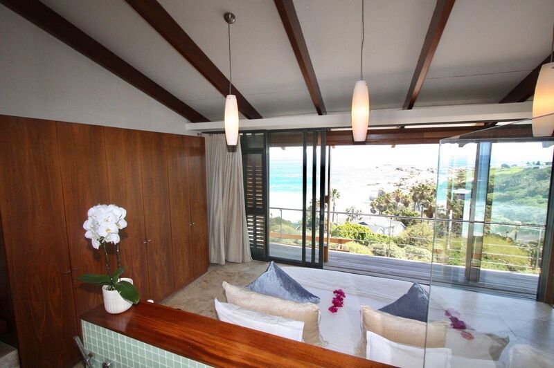 4 Bedroom Self-Catering Villa in Camps Bay, photo 5