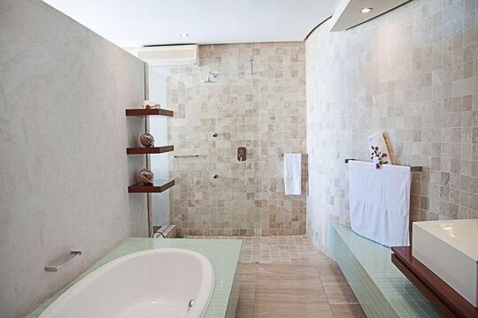 5 Bedroom Self-Catering Villa in Camps Bay, photo 3